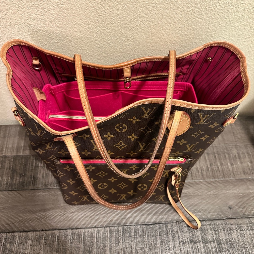 Authentic Louis Vuitton Pivoine Peony Pink Neverfull MM